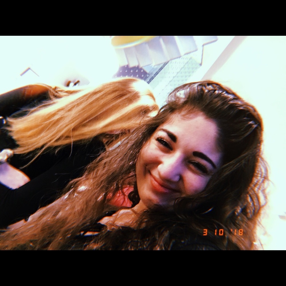 Meet your Posher, Maggie